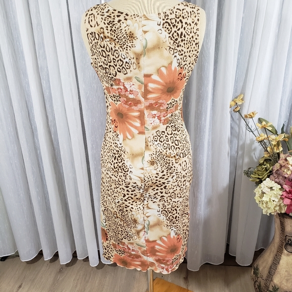 GERI C New York size S. floral animal  print dress - Picture 5 of 5